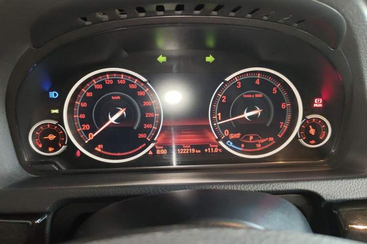 Used BMW 5 Series GT 2017 528i Leading Model
