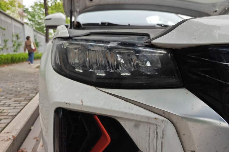 Used Geely Auto Emgrand X7 Sport 2022 Boyue X 1.8TD DCT ZhiZun Edition
