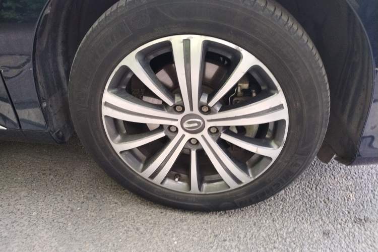 Used GAC Trumpchi M8 2018 320T Luxury Edition Right Front Wheel Hub