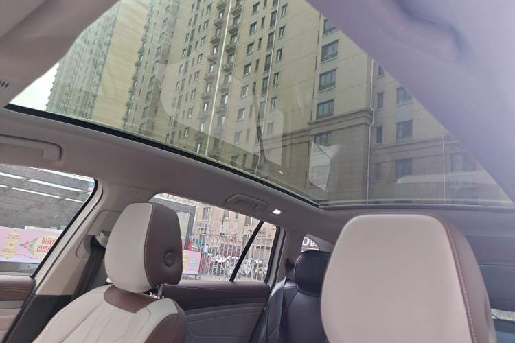 Used Volkswagen ID.6 X 2022 Intelligent Long-Range Version
