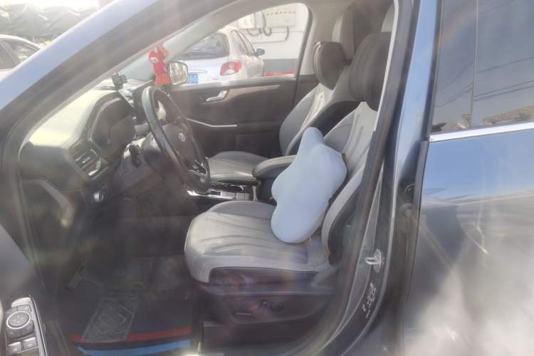 Used Ford Escape 2020 EcoBoost 245 Two-Wheel Drive Smart & Enjoyment Model
