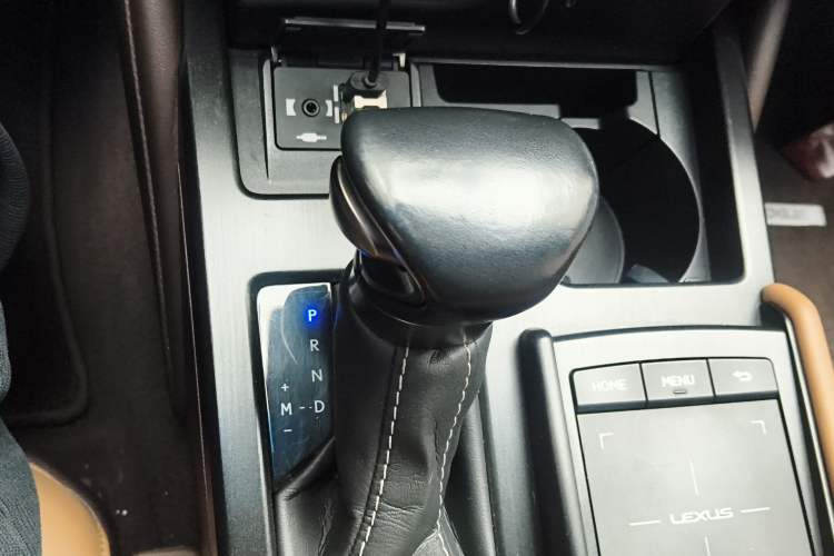 Used Lexus ES 2020 200 Excellence Edition Gear Lever