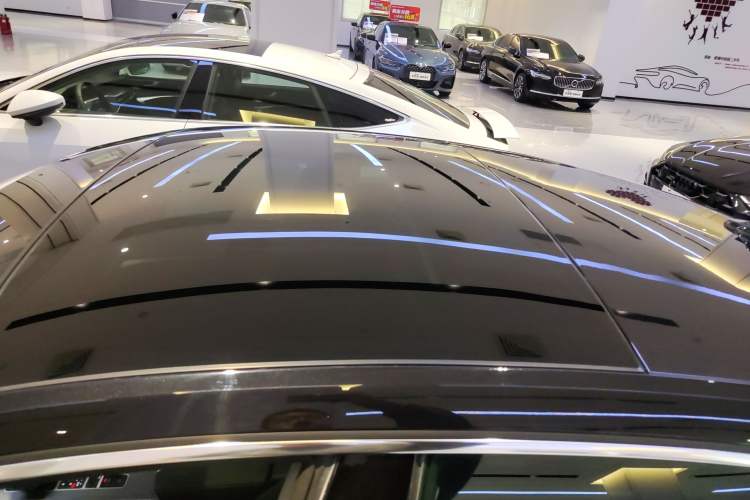 Used Audi A7L 2024 45TFSI quattro S-line Visionary Edition Flow Crystal Package