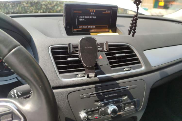 Used Audi Q3 2018 30th Anniversary Edition 30 TFSI Fashion Model Audio And AC Panel