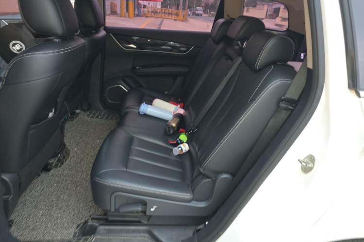 Used BYD Song MAX 2017 1.5T Automatic Smart Connect Elite 7-Seater
