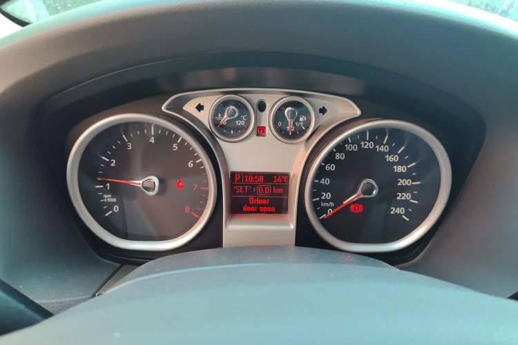 Used Ford Focus 2011 Hatchback 1.8L Automatic Fashion Edition