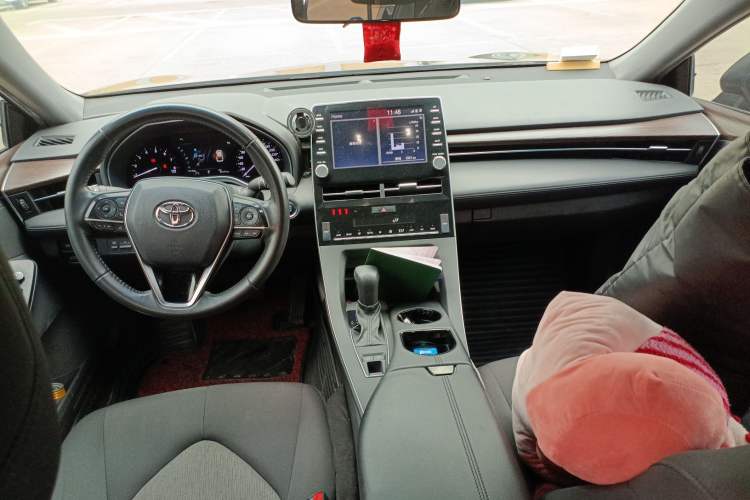 Used Toyota Avalon 2019 2.0L Ambition Edition China VI