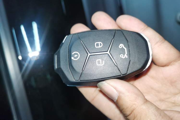 Used Lynk & Co 03 2022 03+ 2.0TD Automatic Wind-Chasing Edition Interior 1