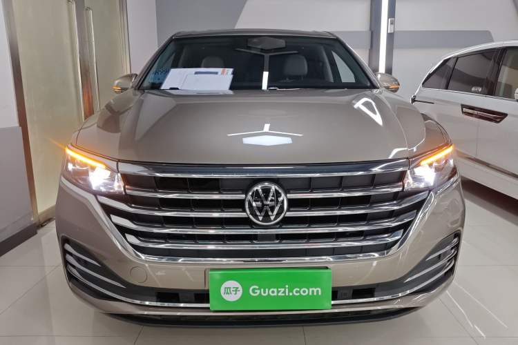 Used Volkswagen Viloran 2022 380TSI Prestige Edition