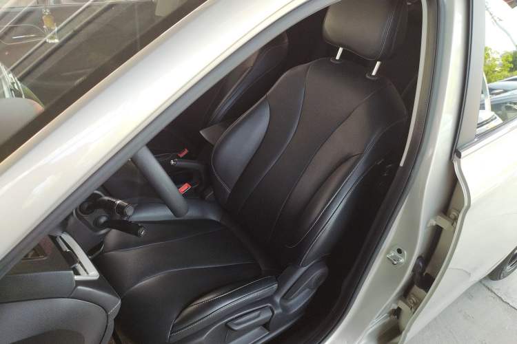 Used Roewe i5 2020 1.5L Manual 4G Connect Leehao Flagship Edition