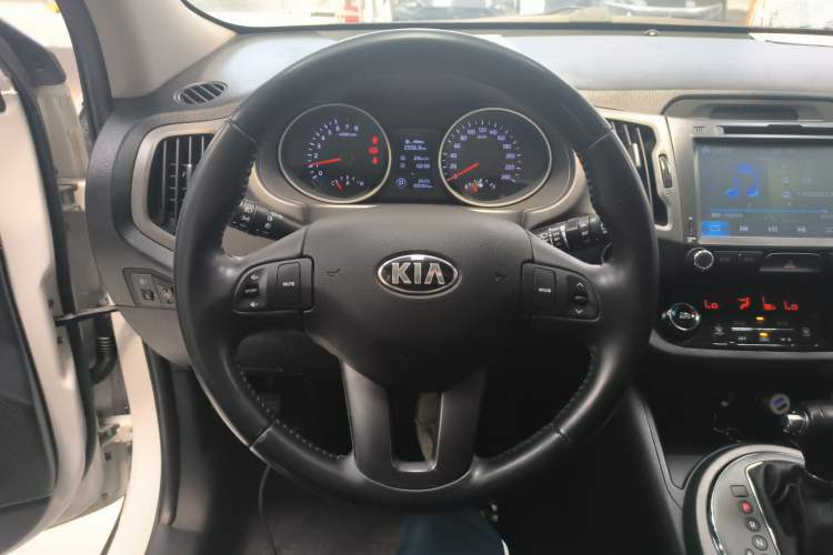 Used Kia Sportage R 2015 2.0L Automatic Two-Wheel Drive GLS
