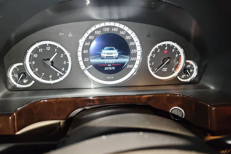 Used Mercedes-Benz E-Class 2013 E 260 L CGI Elegant Model