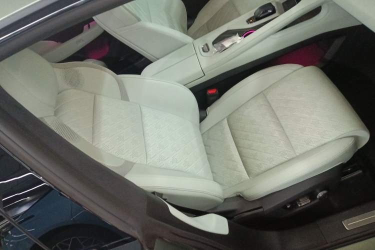 Used Zeekr 001 2025 YOU Edition 100 kWh All-Wheel Drive