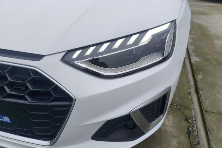 Used Audi A4L 2020 40 TFSI Luxury Dynamic Model