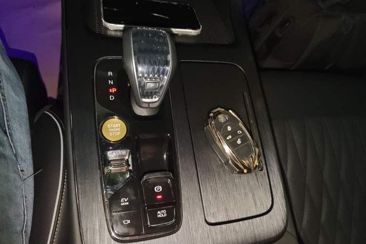 Used GAC Trumpchi GS8 2022 Dual-Engine Series 2.0TM Two-Wheel Drive Prestige Edition (7 Seats)