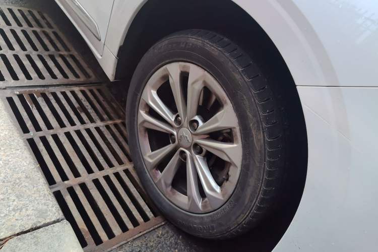 Used Wuling Jiachen 2022 1.5L Manual Comfort Edition
