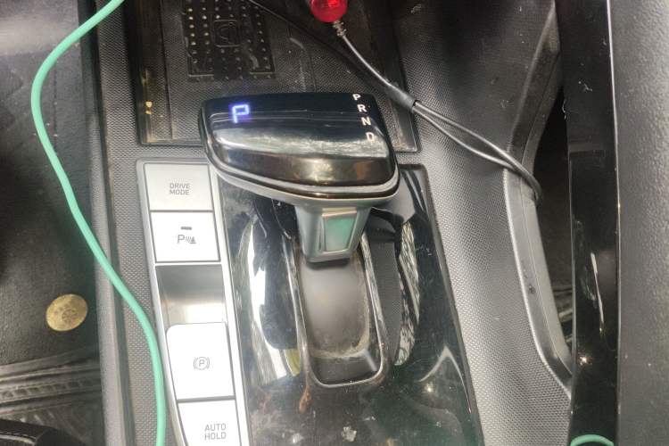 Used Hyundai Elantra 2022 1.5L CVT LUX Prestige Edition
