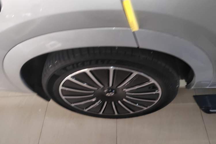 Used Hima AITO M7 2024 1.5T Intelligent Driving 4WD Max Edition 5 Seats Exterior 5