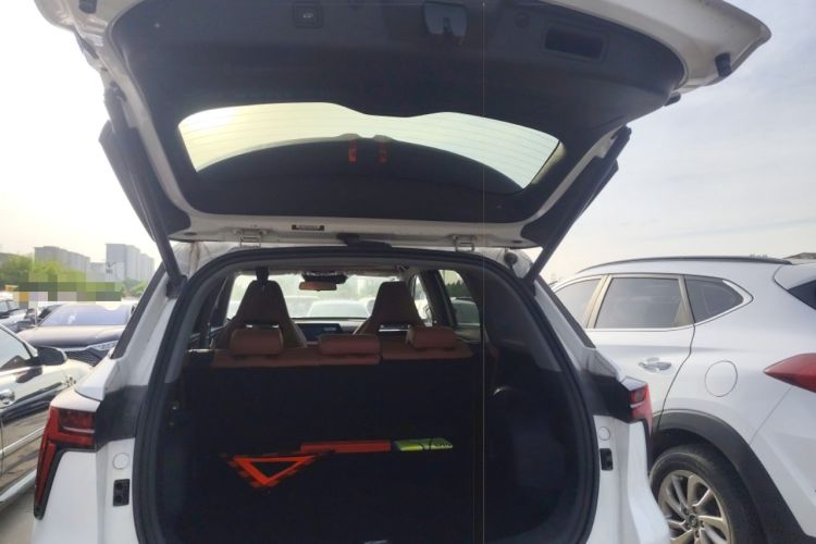 Used CHANGAN CS75 PLUS iDD 2023 ZhiDian iDD Smart Leading Model Trunk