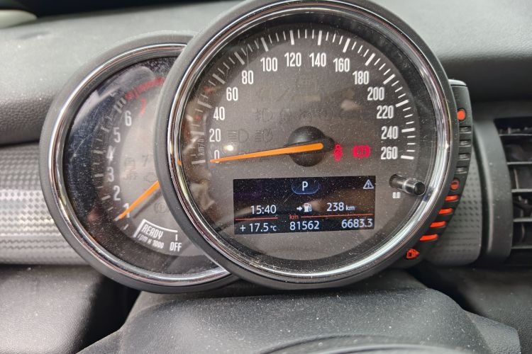 Used MINI 2014 1.5T COOPER Fun
