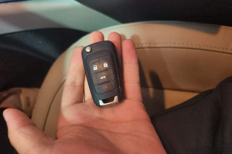 Used Buick Regal 2014 2.0L Elite Fashion Edition Vehicle Key