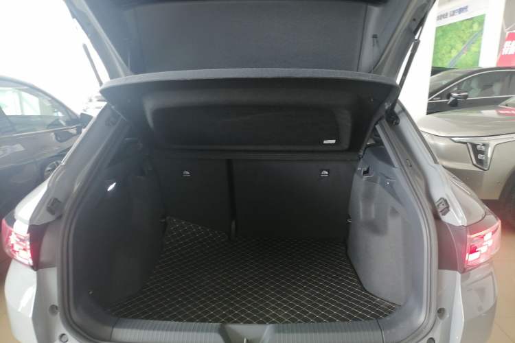 Used Volkswagen ID.4 CROZZ 2024 Pure Edition Limited Edition Trunk