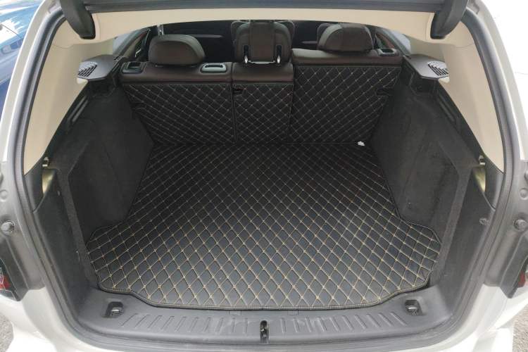 Used BMW X3 2022 Second Facelift xDrive30i Leading Edition M Night Sky Package Trunk