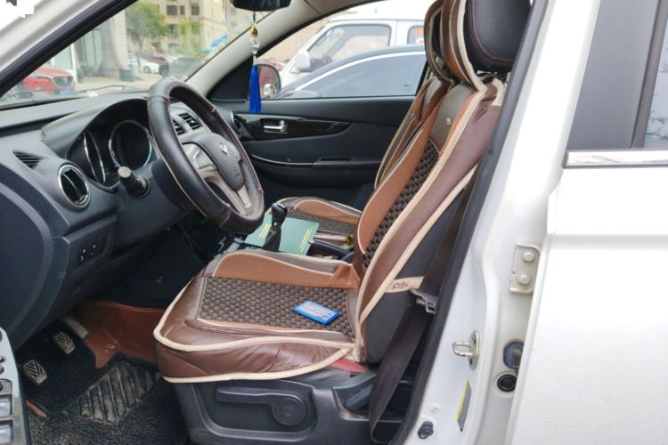 Used HYOSOW S3 2016 1.5L Manual Comfort Version China IV Emission Standard Left Front Seat