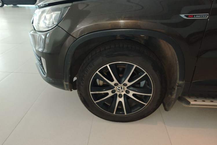 Used Volkswagen Tiguan L 2015 1.8TSI Automatic Two-Wheel Drive Comfort Edition
