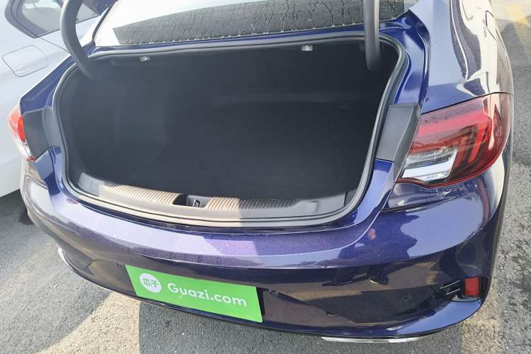 Used Buick Regal 2020 GS 28T Prestige Model
