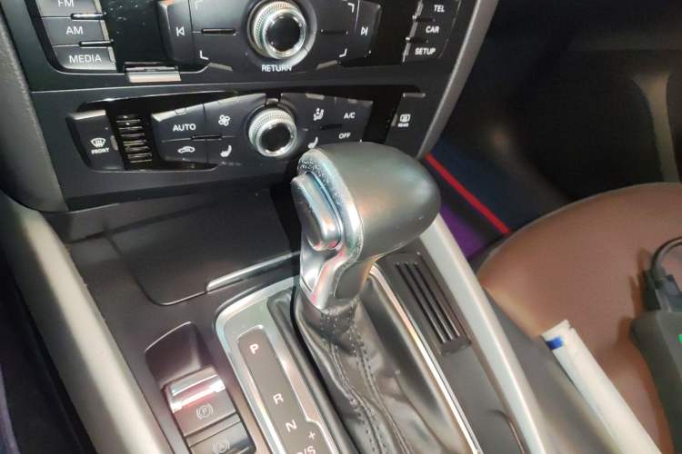 Used Audi Q5 2017 Plus 40 TFSI Ambition Model