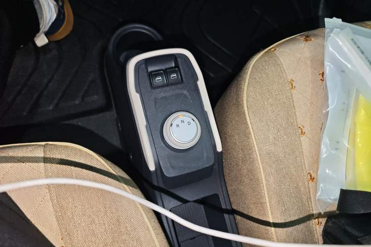 Used Chery QQ Ice Cream 2024 Edition Youth Version 205km Sundae