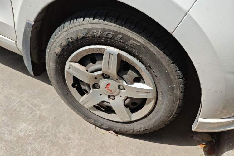 Used Wuling Hongguang  Right Front Wheel Hub