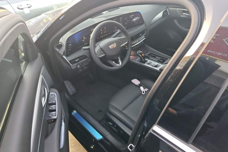 Used Cadillac CT5 2025 28T Urban Sport Edition
