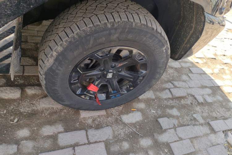 Used Tank 400 New Energy 2024 Hi4-T City Edition Right Front Wheel Hub