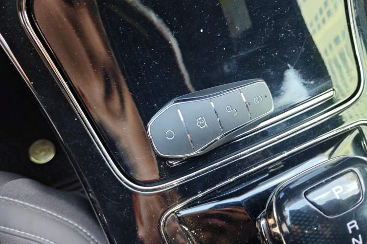 Used BYD Han 2024 DM-i Glory Edition 121KM Prestige Model
