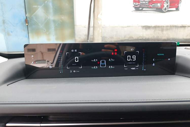 Used Changan Eado 2025 Blue Whale 1.5T 500Bar Prestige Model
