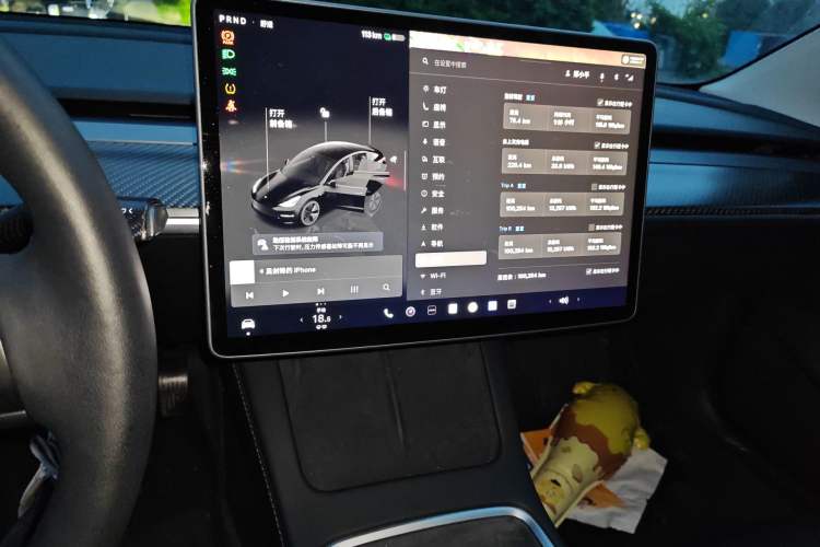 Used Tesla Model 3 2022 Rear-Wheel-Drive Version Audio And AC Panel