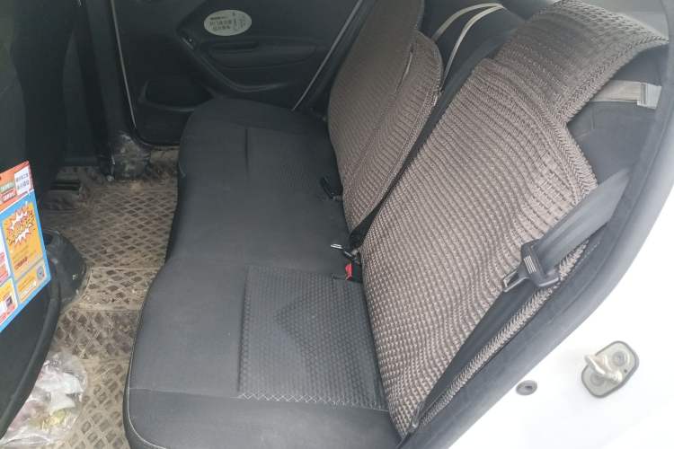 Used Citroen Elysee 2014 1.6L Manual Fashion Model CNG