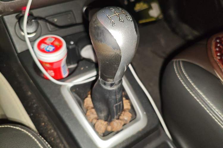 Used Dongfeng Fengon 330 2018 1.5L 330S Premium Edition DK15