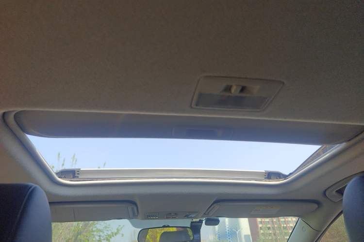 Used Mazda CX-7 2014 2.5L 2WD Luxury Edition Headliner