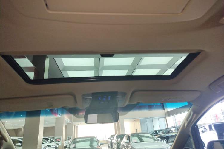 Used Toyota Vellfire 2019 Dual-Engine 2.5L HV Prestige Edition
