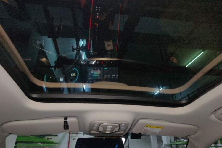 Used Roewe RX5 MAX 2022 1.5T Automatic Zhiwei Prestige Edition