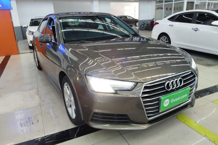 Used Audi A4L 2017 Plus 40 TFSI Ambition Model Front Right 45 Deg