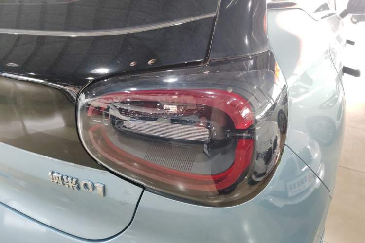 Used Dongfeng NAMMI 01 2024 New Edition 430 Plus Smart+ Exterior 3