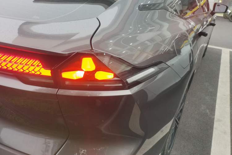 Used Deepal SL03 2022 1.5L 1200 Extended-Range Version Exterior 3