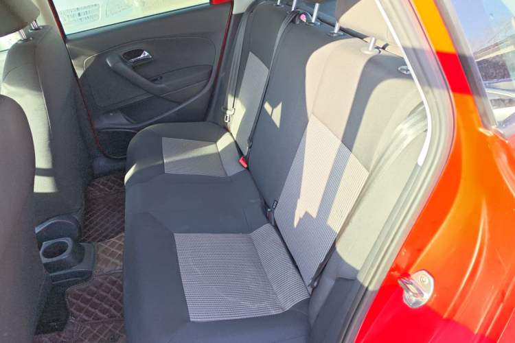 Used Volkswagen Polo 2016 1.4L Manual Fashion Model
