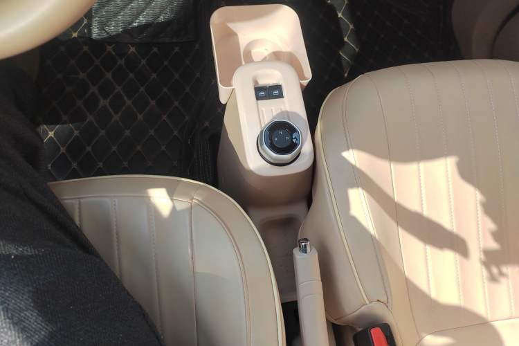 Used Geely Galaxy Panda 2023 Panda Mini 200km Endurance Bear