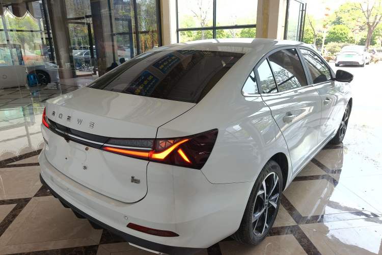 Used Roewe i5 2023 1.5L CVT Luxury Edition Rear Right 45 Deg