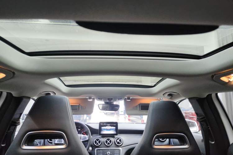 Used Mercedes-Benz GLA 2019 GLA 200 Fashion Model Headliner